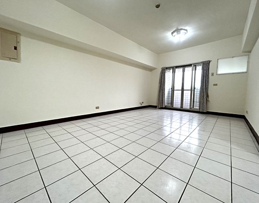 可租補|大四房主附約36坪|近中科榮總東海福科商圈 - Image 2