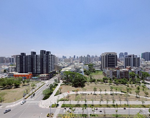 極度舒適!大空間極美三房|高樓景觀|全新裝潢家俱電|坡平車位 - Image 5