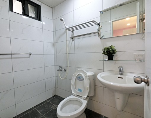 租屋補助💕變頻冷暖@陽台獨洗@衛浴開窗 - Image 7