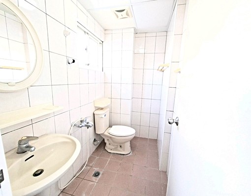 可租補☆陽台曬衣☆採光佳☆電梯☆衛浴開窗 - Image 14