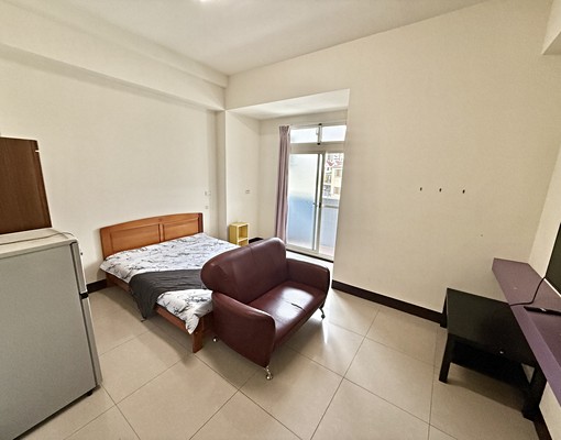 🔥近南屯運動中心🔥有電梯🔥可陽台菸🔥樓下有自助洗衣店 - Image 1