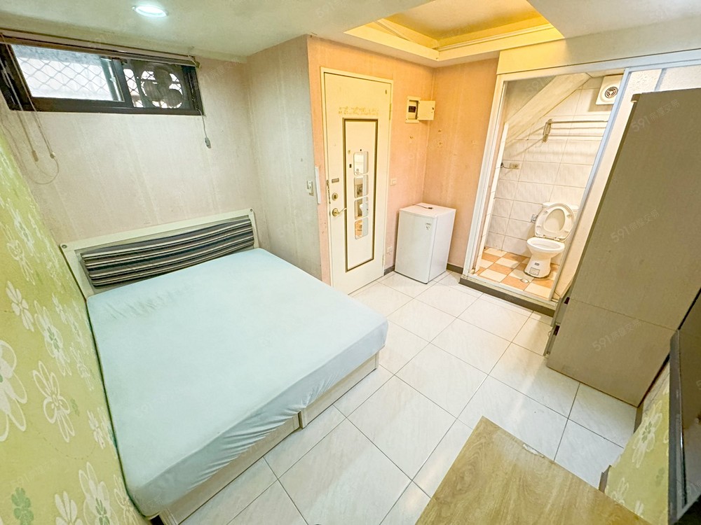 興大♥獨洗♥可租捕♥大坪數♥生活機能優 - Image 1