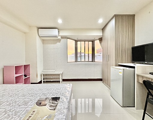 💡西屯套房採光佳獨洗💡夕陽無限好只缺你來租💡可租補電梯 - Image 2