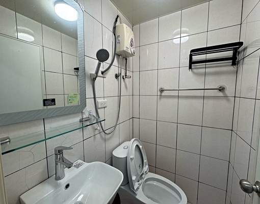 土城全新裝潢採光套房｜2樓免爬高｜可租補 - Image 3