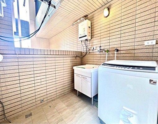 四房平車✨百萬裝潢✨可租補戶籍✨家具全配✨ - Image 9