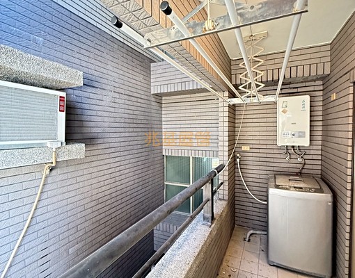 兆基社會住宅🏡電梯三房可租補看房加LINE - Image 9