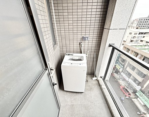 喜歡你外套💖雙租補陽台獨洗流理台車位可租💖室內機車位 - Image 9