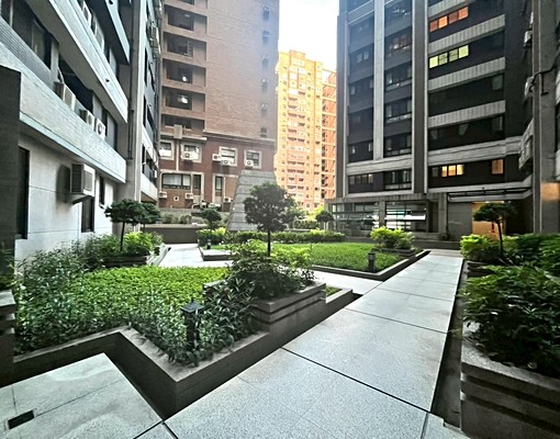 市府捷運站~五期生活圈市政LV電梯三房+平車 - Image 14