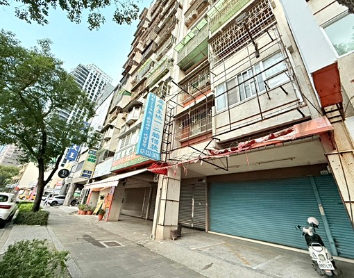 淳翎(租)亞灣民權林陰大道黃金1+2樓6米寬店面 - Image 10