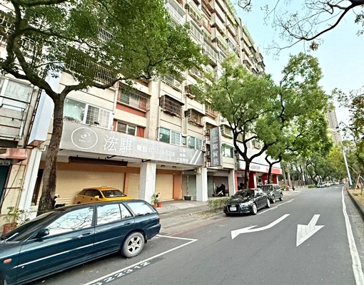 淳翎(租)亞灣民權林陰大道黃金1+2樓6米寬店面 - Image 11