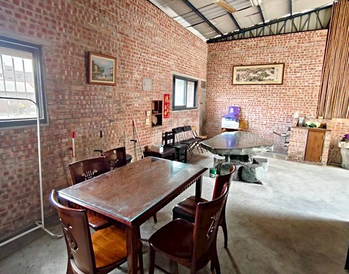 ⭐️獨立大套房附客廳⭐️遠離塵囂可租補.附廚房和庭院公共空間 - Image 2