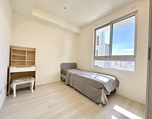 可租補可雙平車◆勤美公益商圈◆一卡皮箱入住◆精美兩房平車 - Image 8