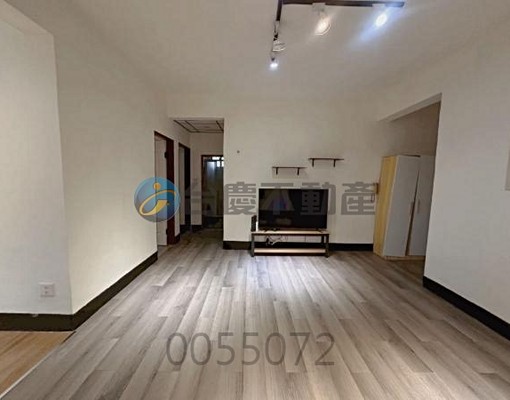 可租補可寵物衛武營3房翻新採光公寓 - Image 4