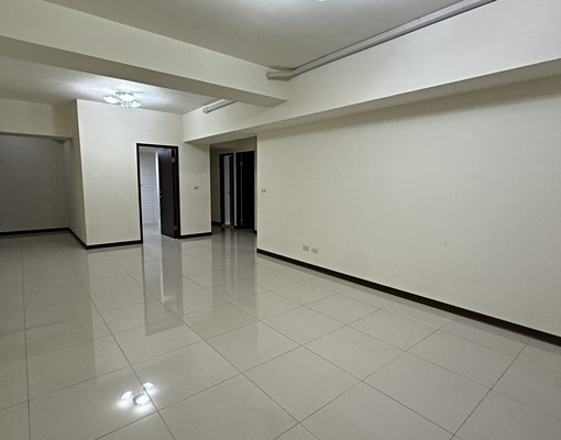 仁雄商圈莫內花園3房+平面車位 - Image 3