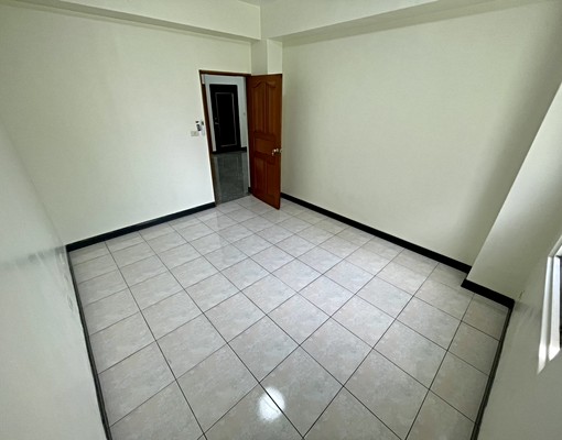 全新整理大空間🔥可貓可租補大三房傢俱電可補台水電一層一戶 - Image 8