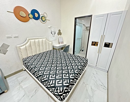 近市區車站/垃圾代收/24小時管理/台水電/可寵物可工作室! - Image 7