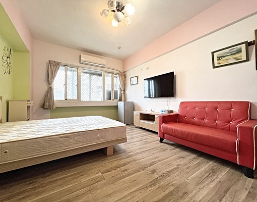 租補電梯管理員小資學生首選採光佳超美套房 - Image 1