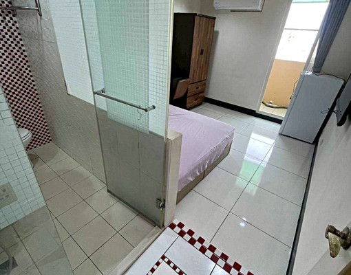 ✨可租補✨陽台獨洗曬✨管理員收包裹✨子母車✨近一中✨電梯大樓 - Image 3