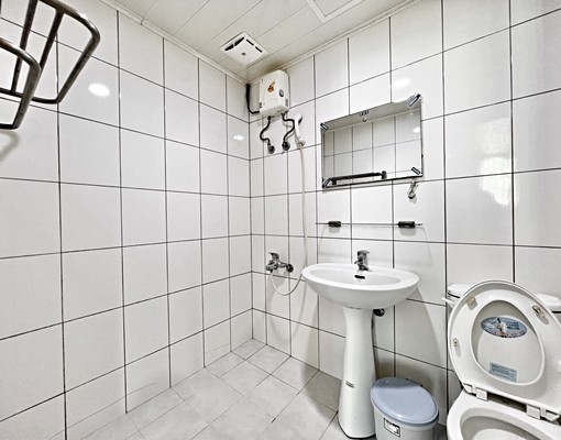 ✨小資首選✨可租補✨大坪數✨共洗窗曬✨機車位 - Image 9