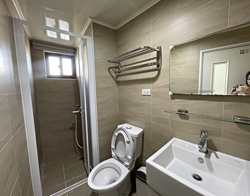 南區近✨興大中山醫、大慶夜市|電梯套房釋出✨ - Image 5