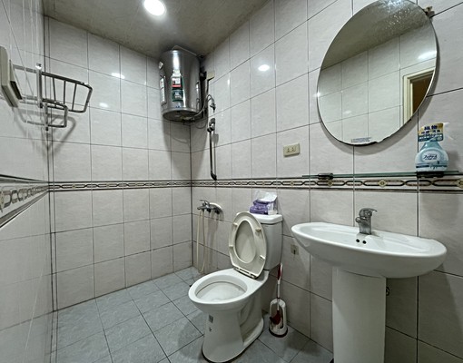 【中信🍀品客】民族路.信義路商圈|大空間獨洗套房🔎找阿翰 - Image 6