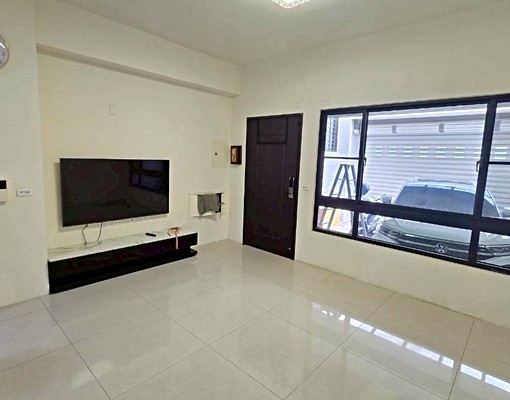 【大晟租屋】🕊仁德新成屋3房大主臥車庫透天可租補🕊 - Image 1