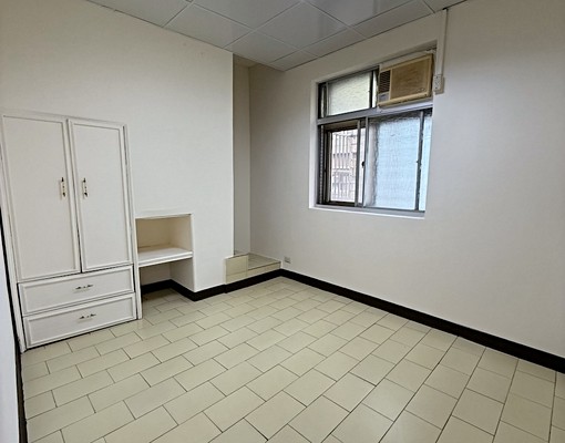 免服務費/可租金補貼/大坪數2房2廳1衛1陽台/可開伙 - Image 4