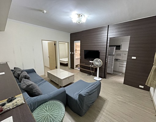 市府捷運站兩房含車位 - Image 1