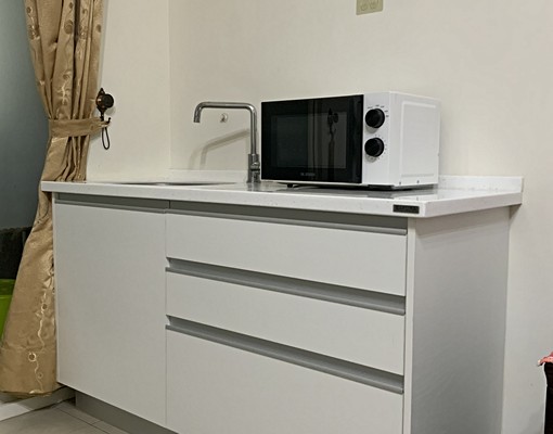 8坪大套房附洗衣機,調理台,陽台 - Image 1