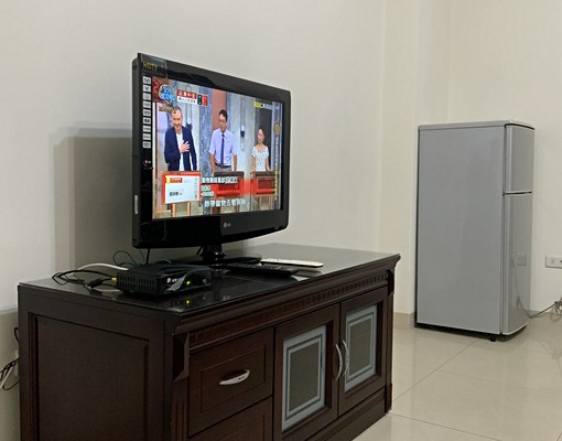 8坪大套房附洗衣機,調理台,陽台 - Image 2