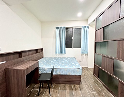 板橋🏘️變頻冷氣/獨洗曬❤️空間寬敞有女人最愛更衣間 - Image 4