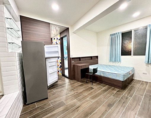 板橋🏘️變頻冷氣/獨洗曬❤️空間寬敞有女人最愛更衣間 - Image 3