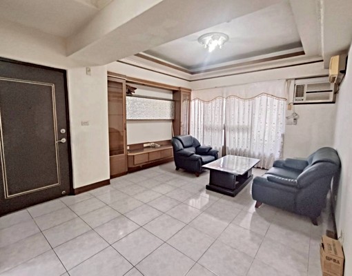 五甲南華路商圈正三房出租/可租補 - Image 3