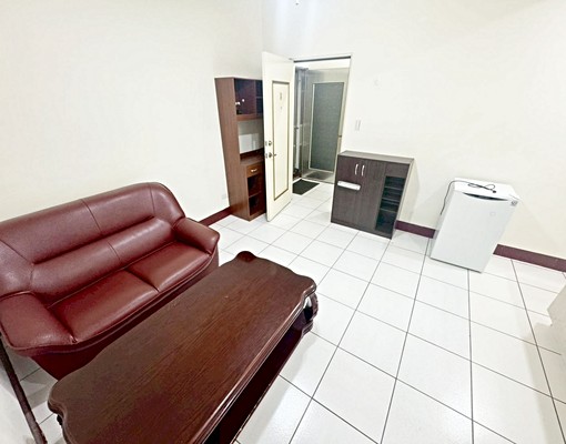 捷運中和1分◆採光2房◆全新裝潢★雙陽台 - Image 1