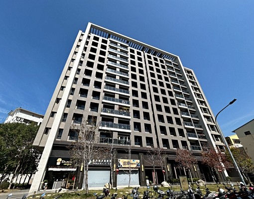 我承辦｜昂峰詠青大三房平車無限視野全配可租補東山商圈 - Image 12