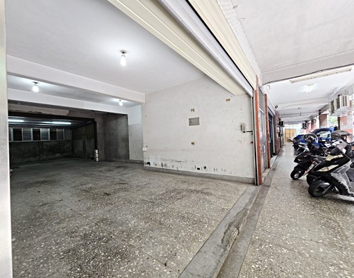 板橋府中重慶路面寬6米1可營登好店面 - Image 7