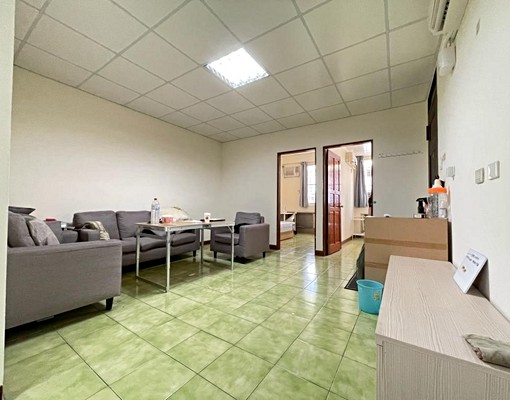 🎉免仲介費✅可租補│三多商圈│配備齊全公寓三樓🏆嘉暘社宅 - Image 1