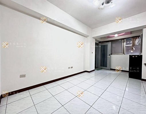 近中清捷運站🌟超便宜兩房可租補戶籍 - Image 3