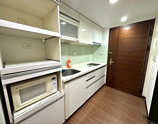 中和😍免爬梯採光通風獨洗曬收包裹垃圾捷運機能佳 - Image 3