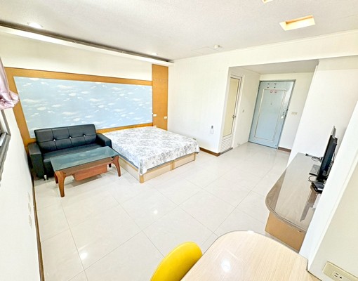 近經貿水湳💕租屋補助✅小資電梯✨這間秒殺✨代收包裹✨採光佳 - Image 4