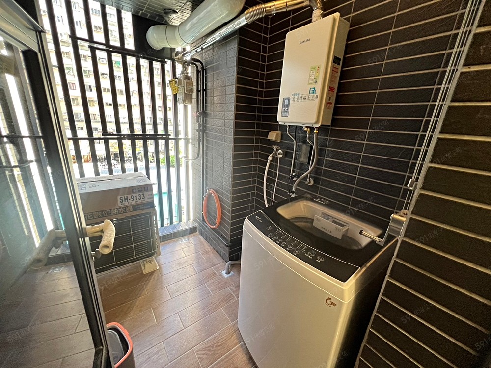 ✨近巨蛋、復國公園邊間採光大二房✨ - Image 1