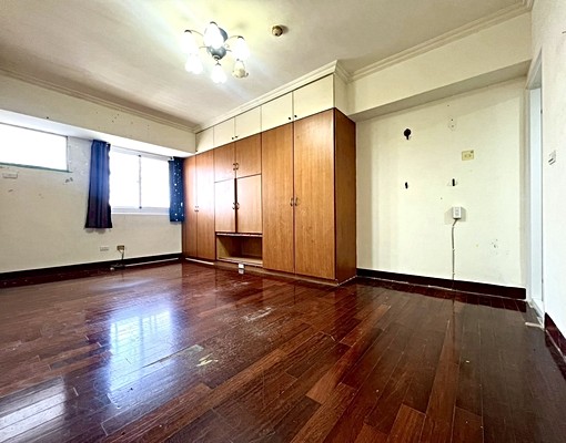 可租補~三鳳中街雙衛浴翻新3房 - Image 3