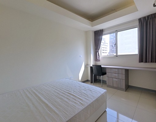 簡約大空間📣勤美正一房一廳📣採光好免爬梯📣📣有子母車 - Image 4