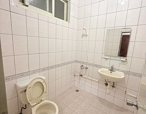 ❤採光明亮❤分離式冷氣❤垃圾集中處理❤近園區 - Image 8