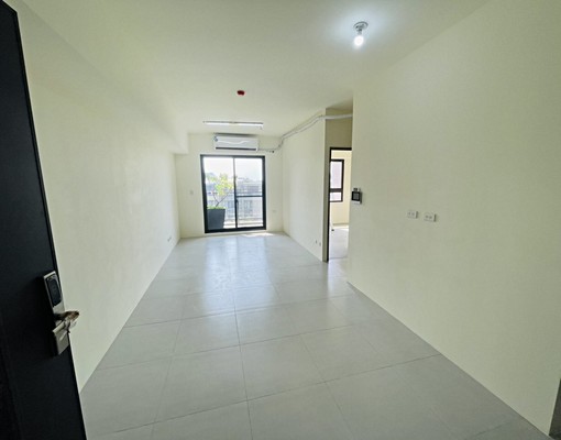 全新完工❤採光超好❤全套家具家電❤車位 - Image 1