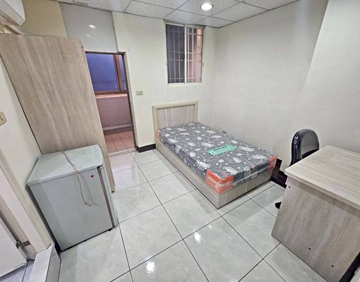 中壢車站獨立套房有陽台獨立洗衣機 - Image 1