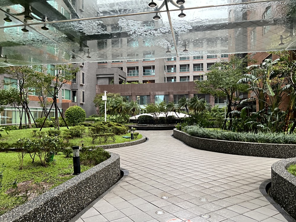 A8共構宅公共空間-中庭花園
