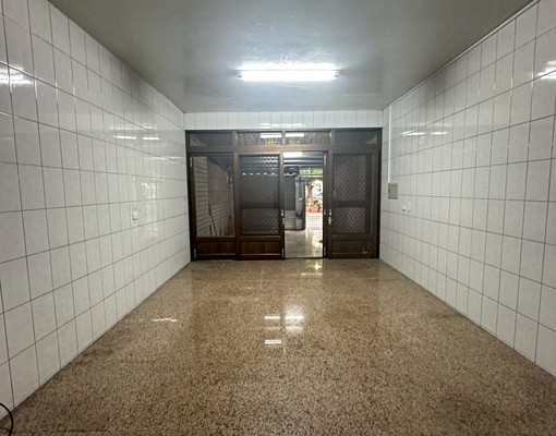 ✨可租補🔥岡山明星學區竹圍國小旁透天(出租) - Image 1