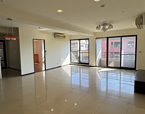 竹北遠百商圈大三房雙車 - Image 1