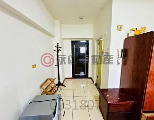 舒莉🎀西區勤美誠品獨洗曬陽台大套房家具電全|台水電 - Image 2